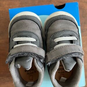 Stride Rite Gray Kids Shoes